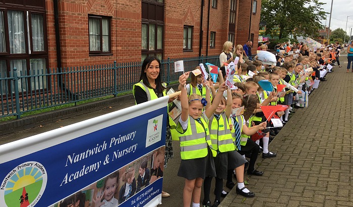 Nantwich Primary Academy line streets for Tour of Britain