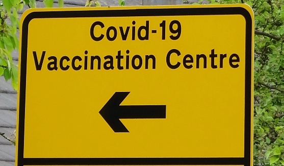 parents - Nantwich sign to Covid 19 Vaccination Centre