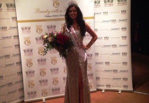 New Miss Cheshire wows judges with eco ‘newspaper’ dress