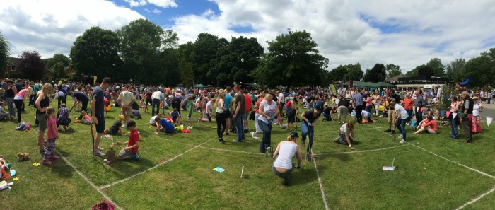 Panorama of the worming event