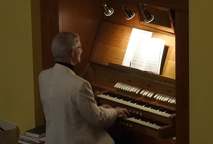 Phil Houghton on the organ