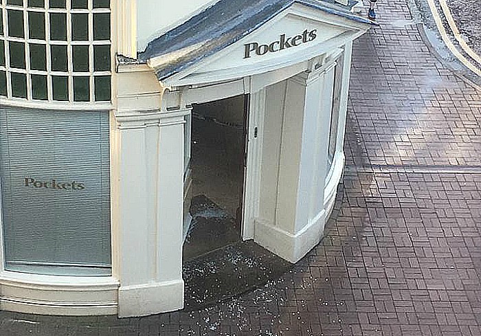 Pockets break-in Nantwich