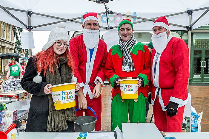 Santa Dash Nantwich, Hope House Hospice 1