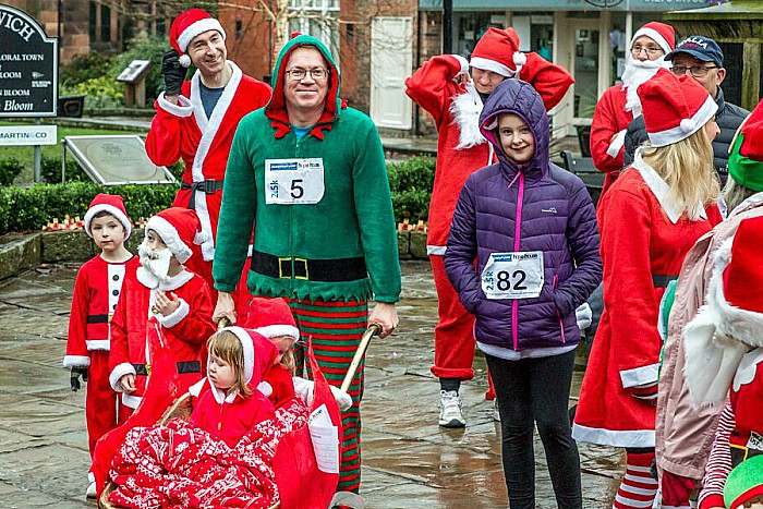 Santa Dash Nantwich, Hope House Hospice 2