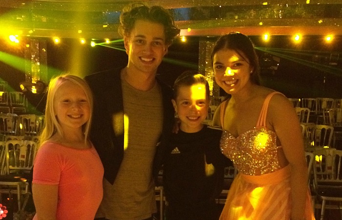 sienna-with-aj-and-chloe-at-strictly