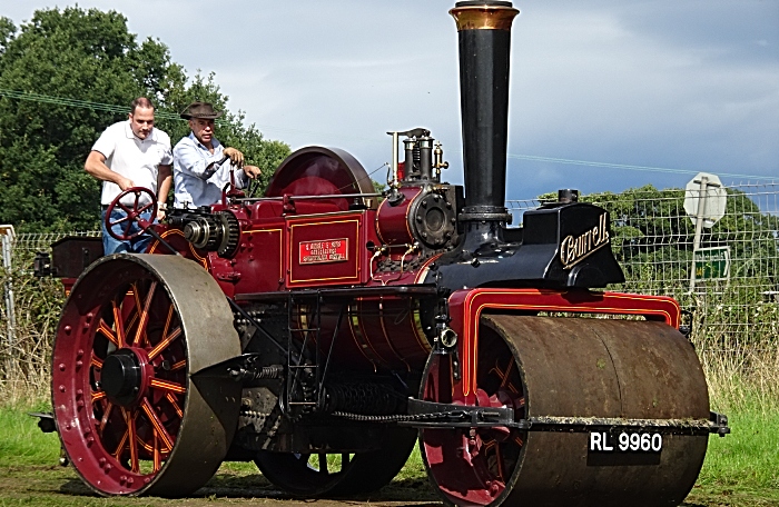 Yesteryear Steam engine demonstration (1)