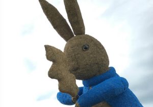 Snugburys celebrates Beatrix Potter with new rabbit sculpture