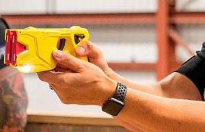 Cheshire Police volunteer officers to carry Tasers