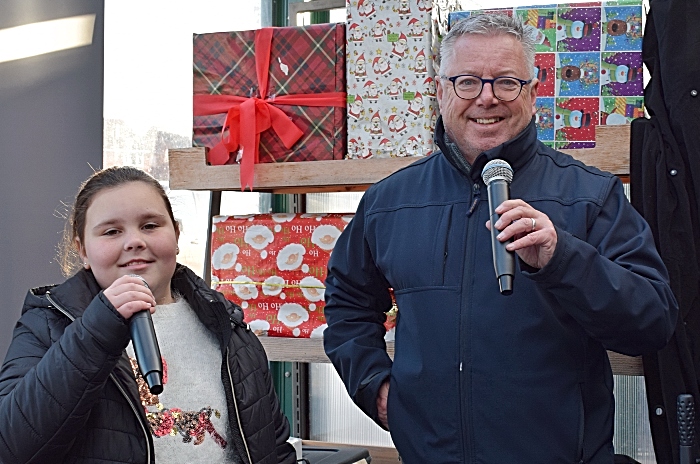 The Cat presenters Eva Davis and Gary Johnson during their outside broadcast (1)