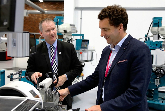 Edward Timpson Hails New Crewe Engineering And Design Utc Nantwich News