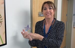 Leighton Hospital specialist nurse wins charity award