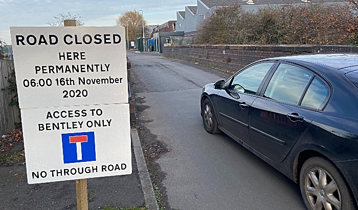 Warning sign prior to Sunnybank Road Access Gate (1)