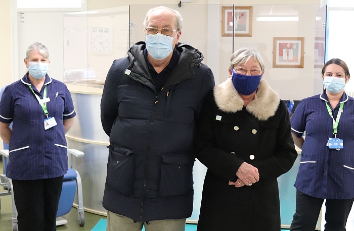 smoking - William and Maureen with CURE Specialist Nurses Jo (left) and Steph (right) (1)