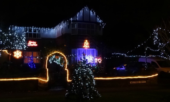 Wistaston - Westfield Drive - lights