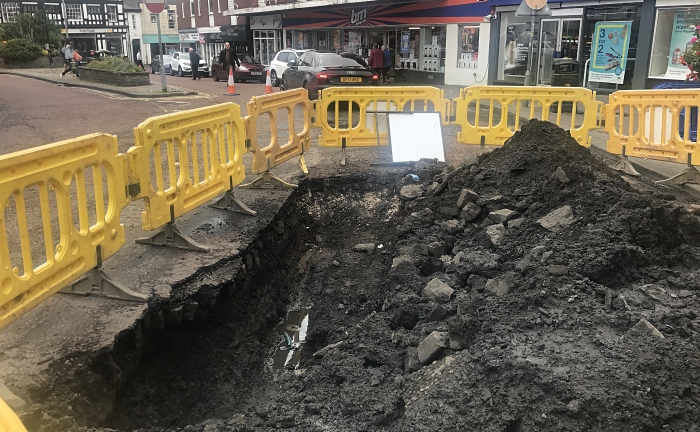 beam street closure burst water main