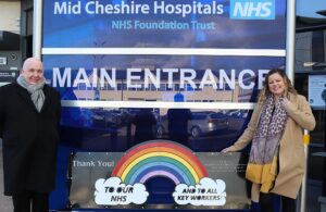 Parish council donates “thank you” bench to South Cheshire NHS workers