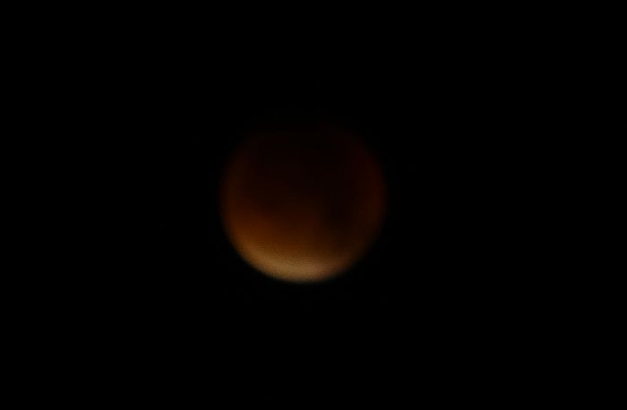 blood moon eclipse over nantwich