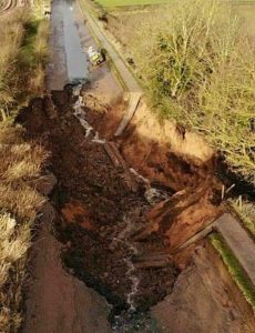 Shropshire Union Canal embankment collapse leaves boats stranded