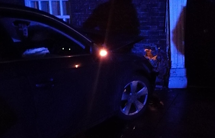 car crashed into house on welsh row
