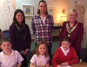 Mayor helps launch Cartoon Academy at Nantwich Museum