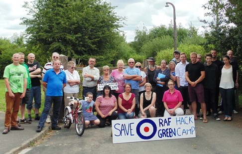 Hack Green residents opposing travellers site, 2014