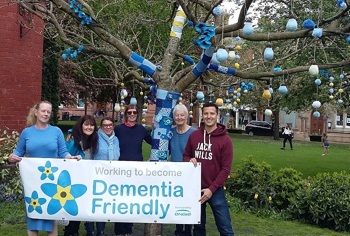 dementia friendly volunteers - turning Nantwich blue