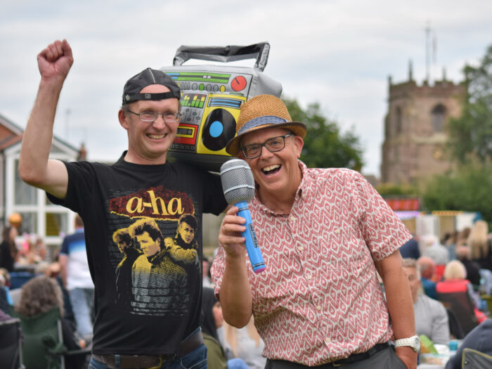 l-r Chris White and Mark Ray enjoy the music