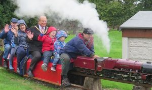 Nantwich Mayor joins 50th anniversary of South Cheshire Model Engineering Society