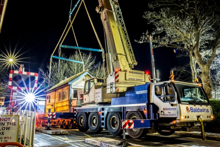 nantwich signal box removal, pic 6