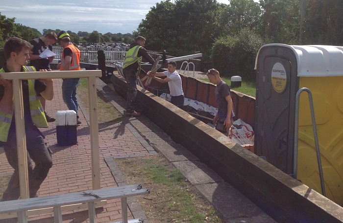 reaseheath students revamp canal side building for SUMBA 2