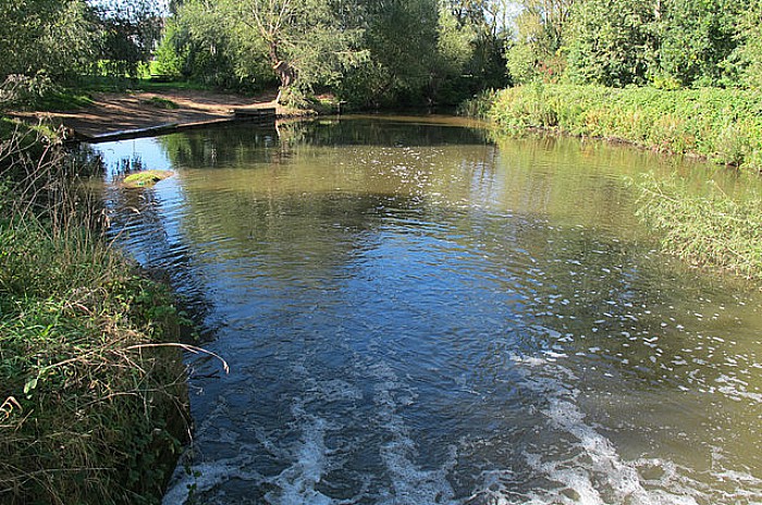 River Weaver - weir overflow in Nantwich - pic by Stephen Craven, creative commons licence