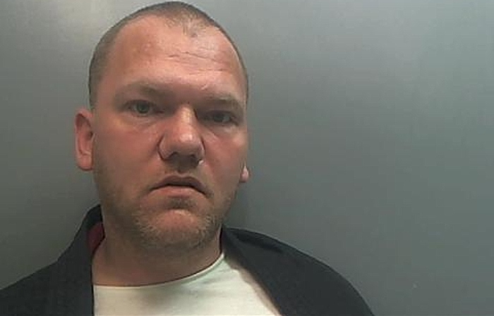 shoplifter andrew Nield, banned from all shops