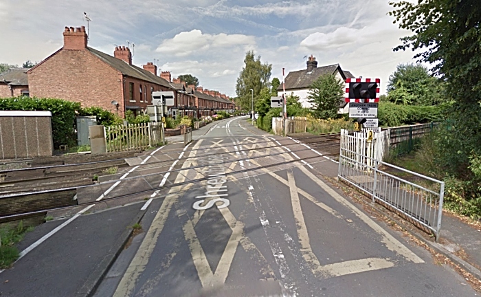 shrewbridge road level crossing