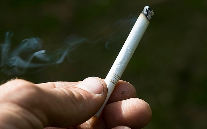 smoking and smokers - pic by Sarah Johnson creative commons