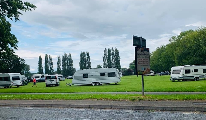 transit site - travellers on barony park
